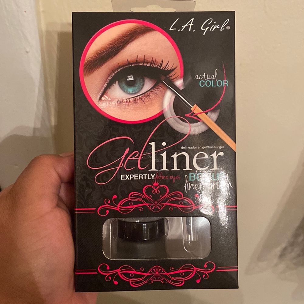 Eyeliner